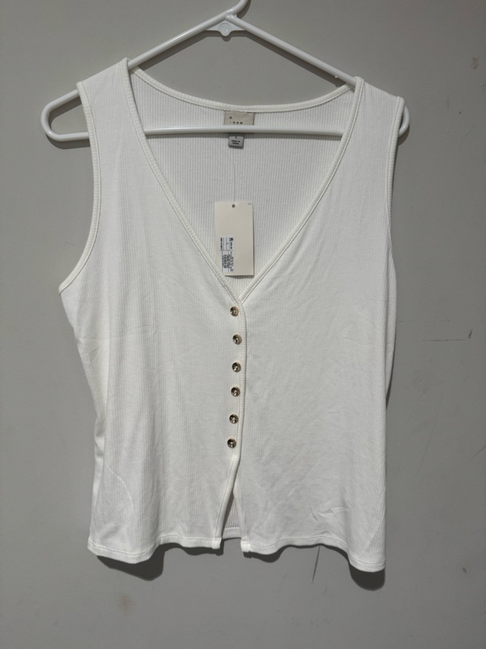a new day White Ribbed V-Neck Button Front Tank